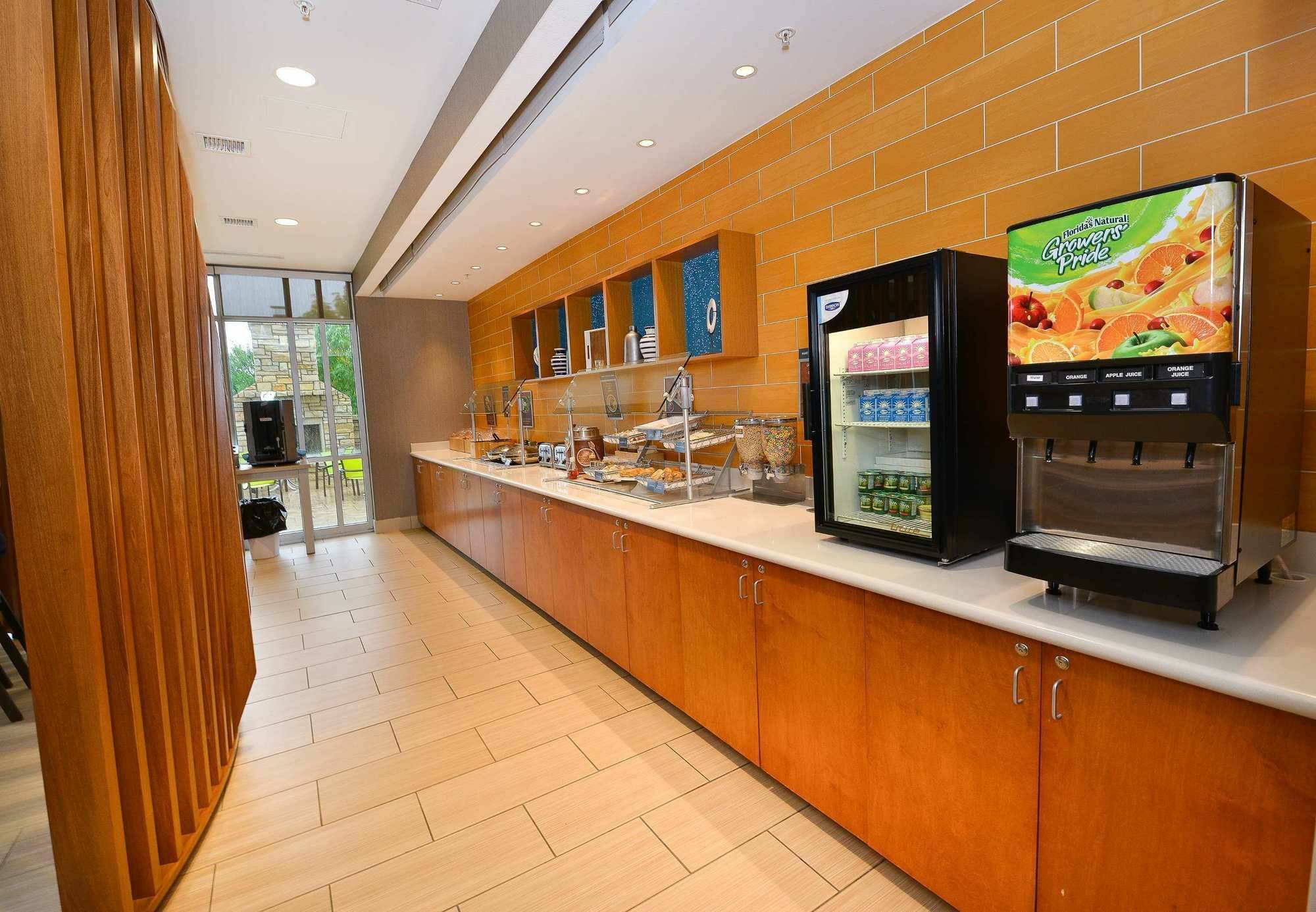 Springhill Suites By Marriott Grand Forks Exterior foto